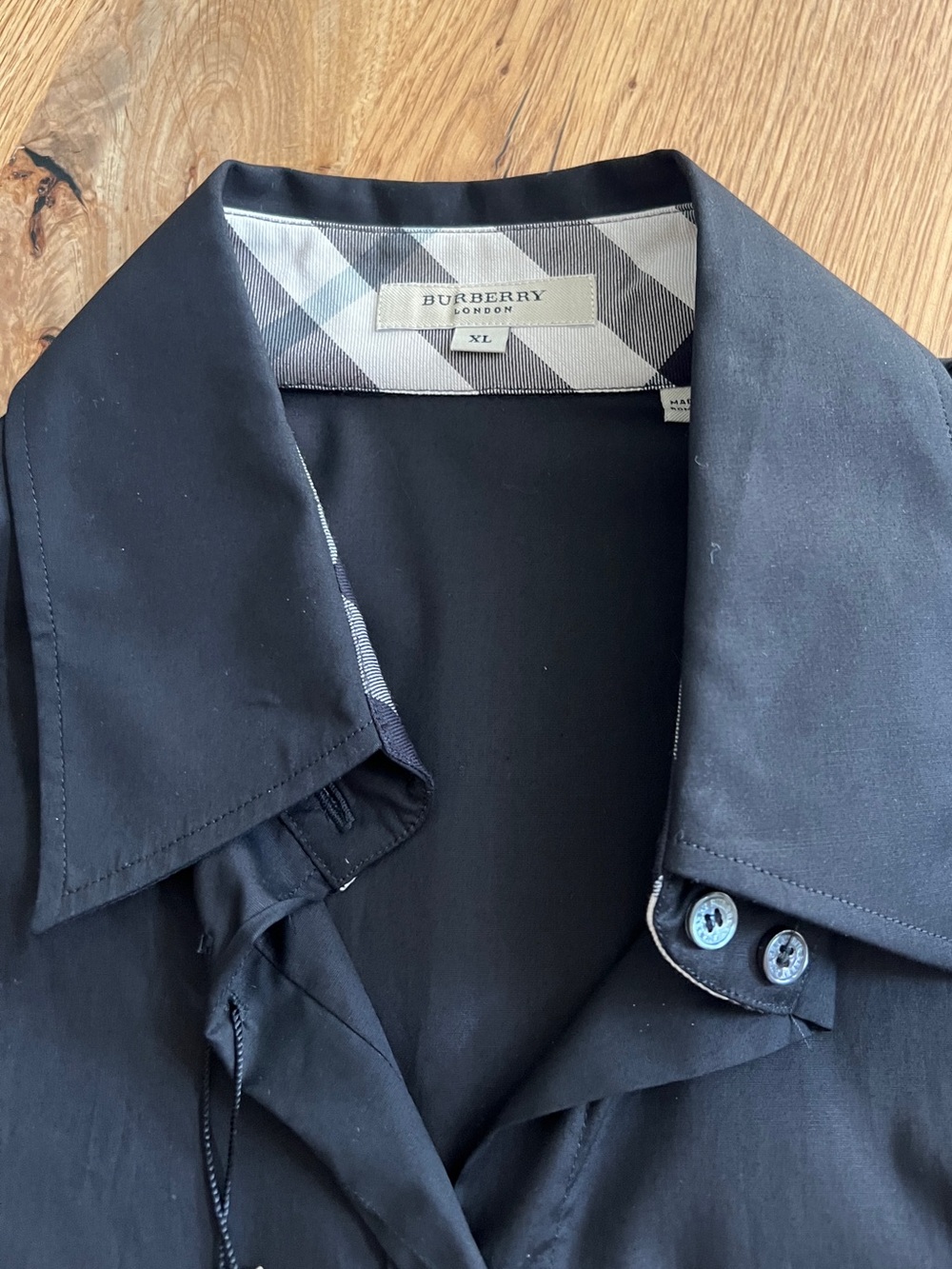 BURBERRY LONDON CHECK WOMEN’S BUTTON DOWN SHIRT, BLACK, NWT. - Picture 5 of 13